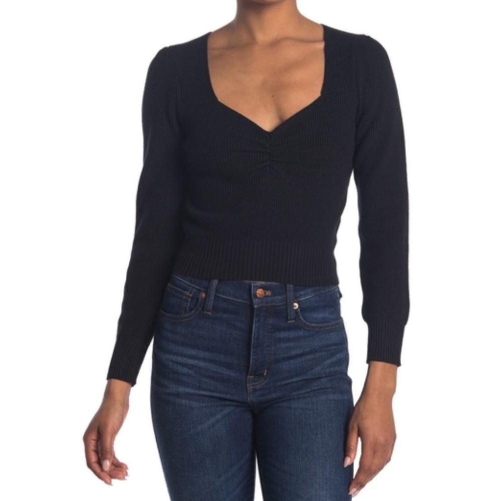 Revolve ASTR the Label Long Sleeve Black‎ Ruched Sweetheart Sweater
